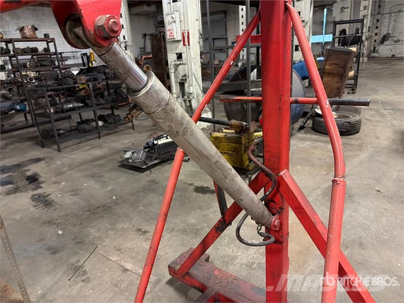  Engine Hoist Other components