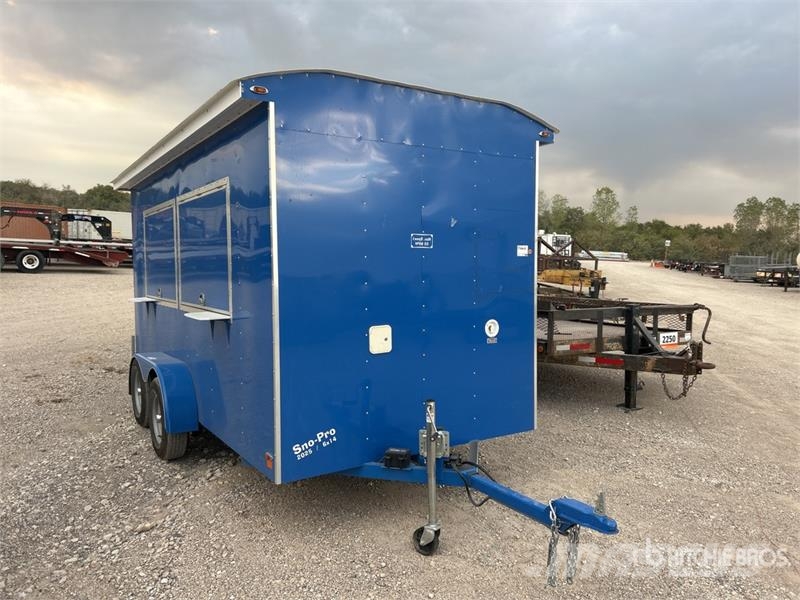 Erskine & Sons 14 ft T/A Food Concession Trailer مقطورات أخرى