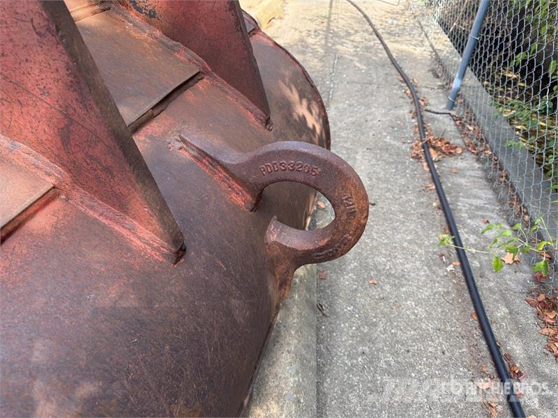 Esco 48 in Excavator Bucket - Fits Link Belt 240LX / 34 Skovle