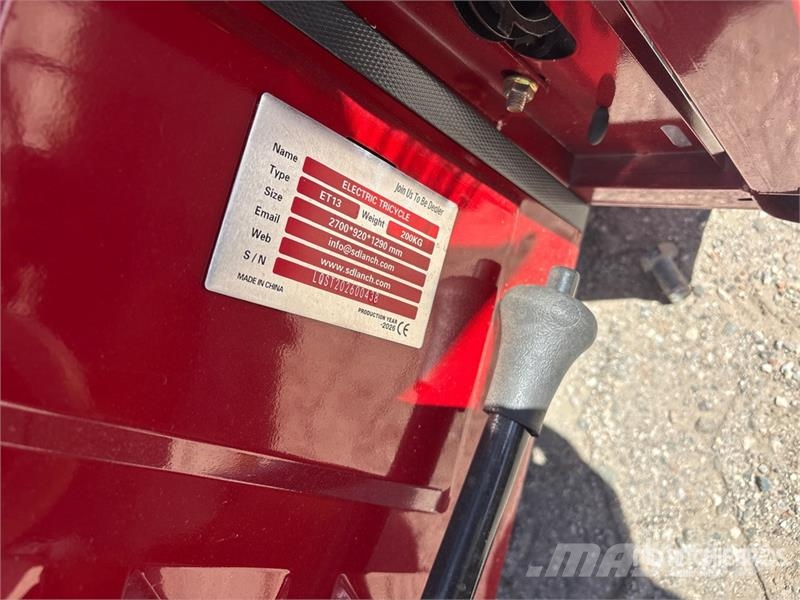 ET13-RED Electric Mini Trike (Unused) Cars