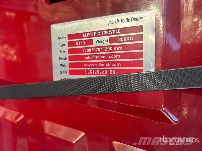 ET13-RED Electric Mini Trike (Unused) Avtomobili