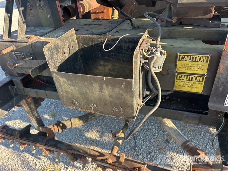 Etnyre MU4TRL T/A 400 gal Asphalt Distributor Trailer Otros remolques