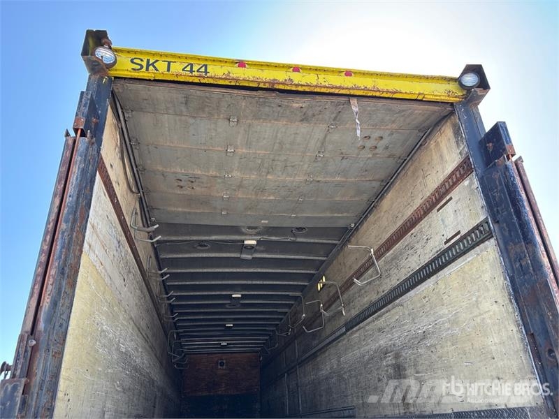 Evans 40 ft x 96 in T/A Van Trailer (Inoperable) Gesloten opbouw trailers