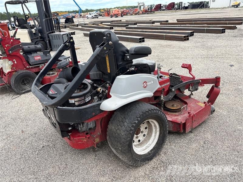 Exmark Lazer Z E-Series Ride-On Lawn Mower Murutraktorid