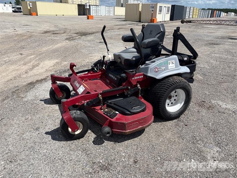 Exmark Lazer Z E-Series Ride-On 60 in Lawn Mower Rijmaaiers
