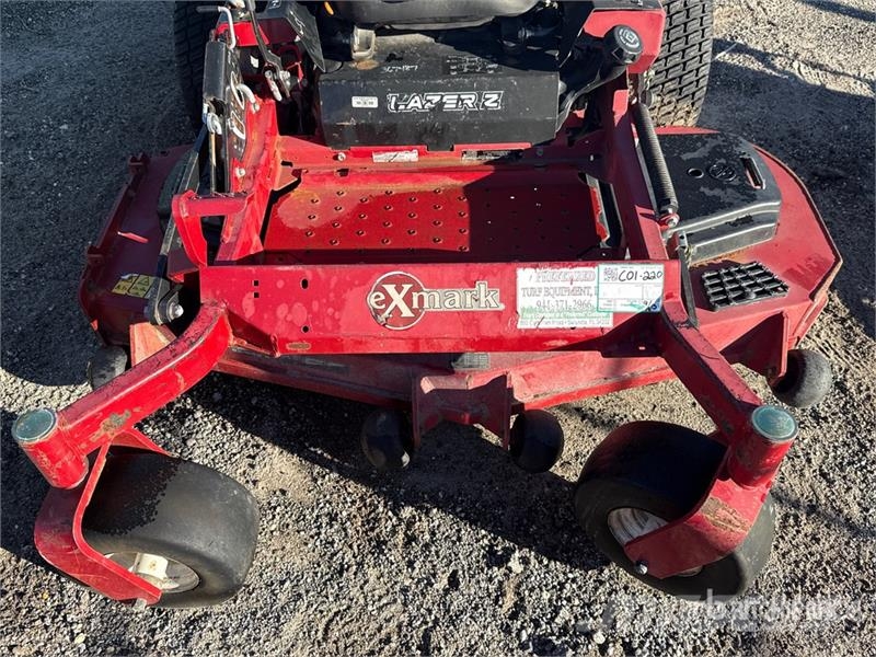 Exmark Lazer Z E-Series 4x2 Ride-On Lawn Mower Traktorske kosilice