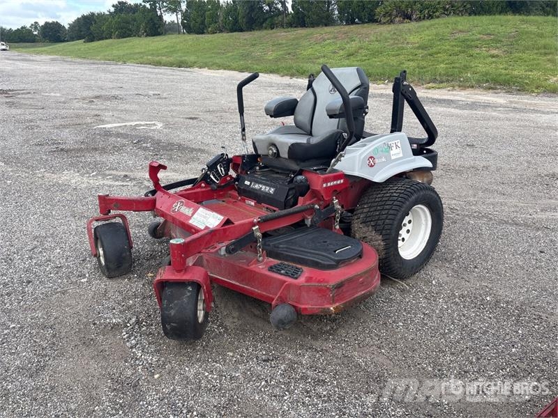 Exmark Lazer Z E-Series Ride-On 60 in Lawn Mower Åkgräsklippare