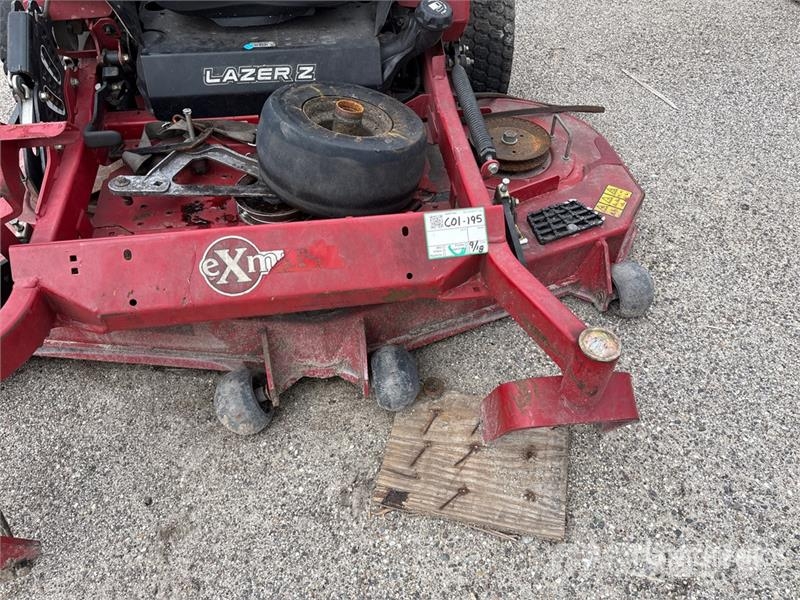 Exmark Lazer Z E-Series Ride-On Lawn Mower Murutraktorid