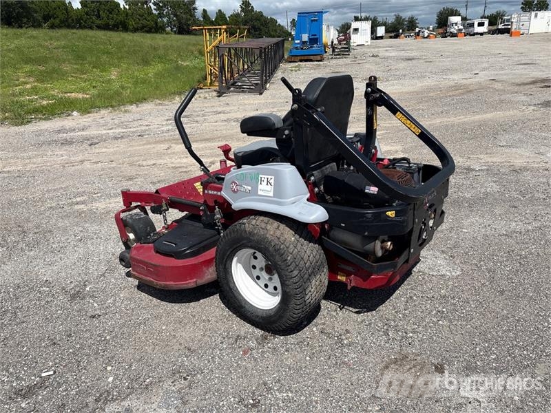 Exmark Lazer Z E-Series Ride-On 60 in Lawn Mower Rijmaaiers