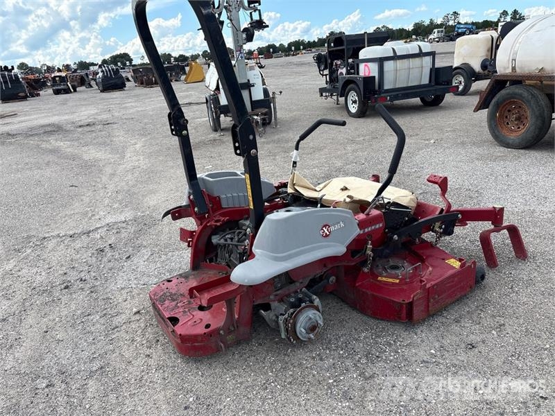 Exmark Lazer Z E-Series Ride-On Lawn Mower Riding mowers