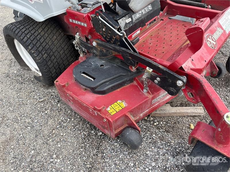 Exmark Lazer Z E-Series Ride-On 60 in Lawn Mower Åkgräsklippare