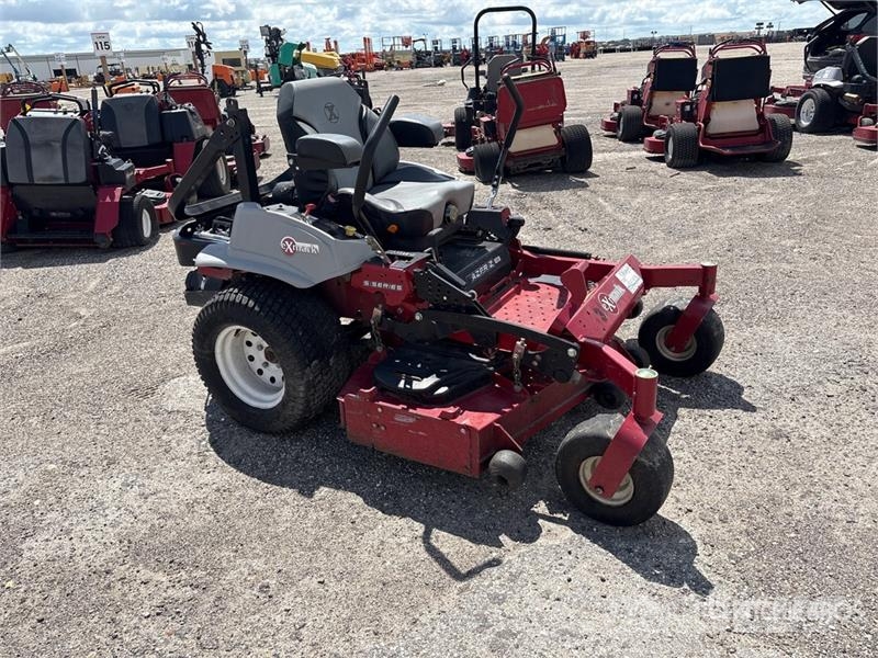 Exmark Lazer Z E-Series Ride-On 60 in Lawn Mower Rijmaaiers