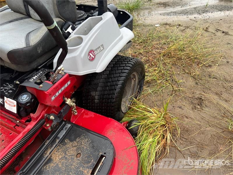 Exmark Lazer Z S-Series Zero-Turn 72 in Lawn Mower Самоходные газонокосилки