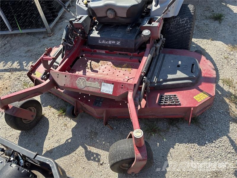 Exmark Lazer Z S-Series 4x2 Ride-On 72 in Lawn Mower 탑승형 잔디깎기