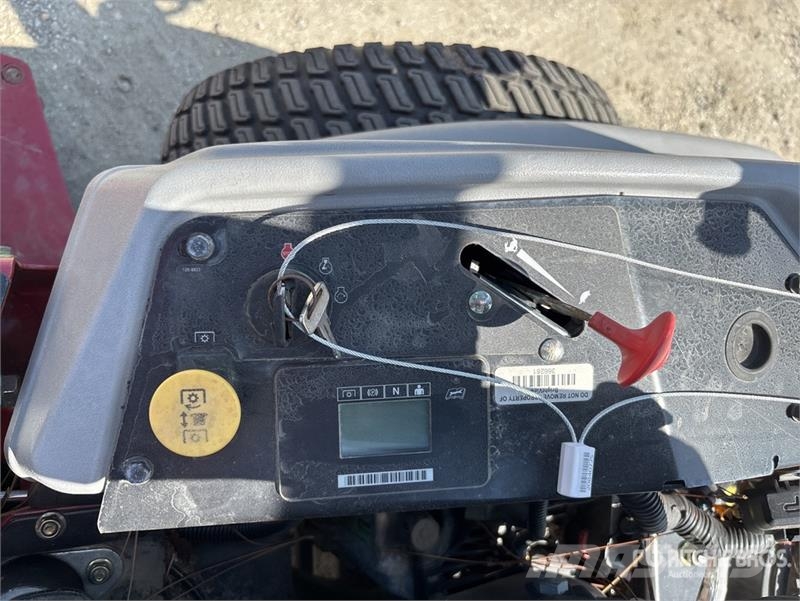 Exmark Lazer Z S-Series 4x2 Ride-On 60 in Lawn Mower Reitermäher
