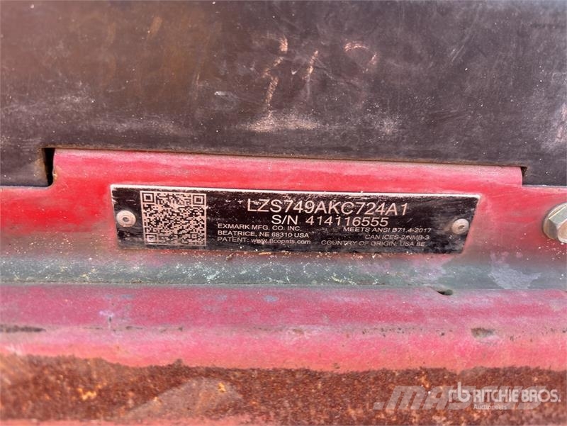 Exmark Lazer Z S-Series 4x2 Ride-On 72 in Lawn Mower 탑승형 잔디깎기