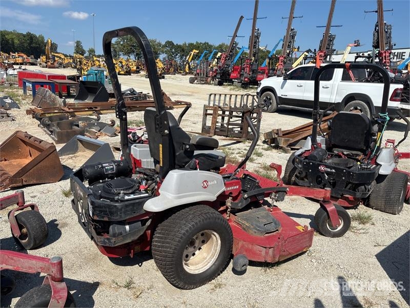 Exmark Lazer Z S-Series 4x2 Ride-On 72 in Lawn Mower 탑승형 잔디깎기