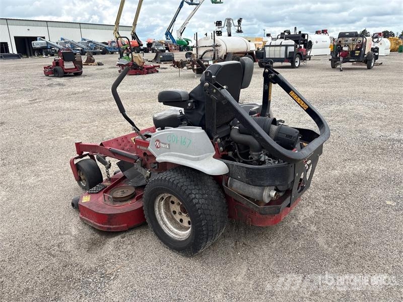 Exmark Lazer Z S-Series Ride-On 60 in Lawn Mower Rijmaaiers