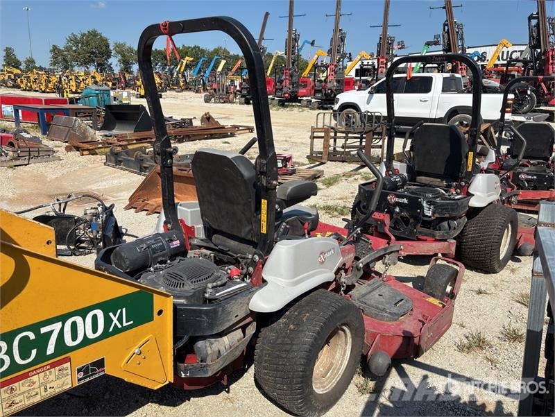 Exmark Lazer Z S-Series 4x2 Ride-On 72 in Lawn Mower 탑승형 잔디깎기