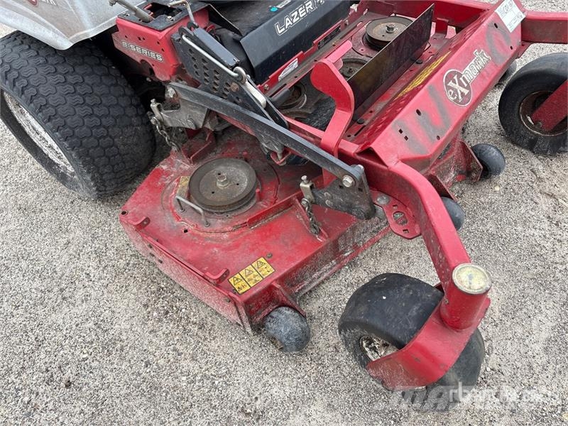 Exmark Lazer Z S-Series Ride-On 60 in Lawn Mower Rijmaaiers
