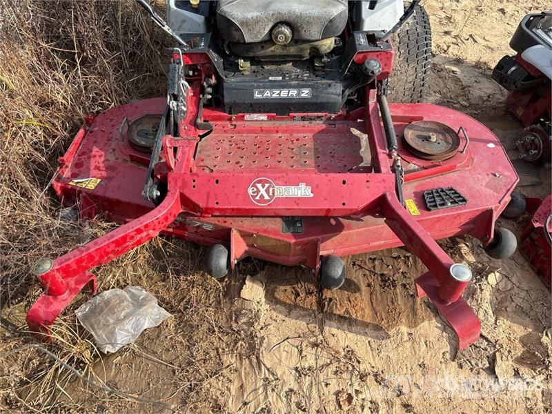 Exmark Lazer Z S-Series 4x2 Ride-On 72 in Lawn Mower Traktorske kosilice