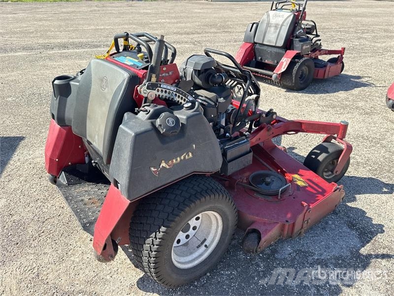 Exmark Lazer Z S-Series 4x2 Walk-Behind 72 in Lawn Mower Samochodné kosačky
