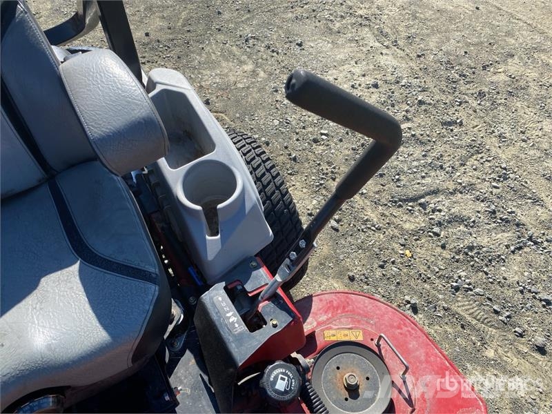 Exmark Lazer Z S-Series Zero-Turn Lawn Mower Reitermäher