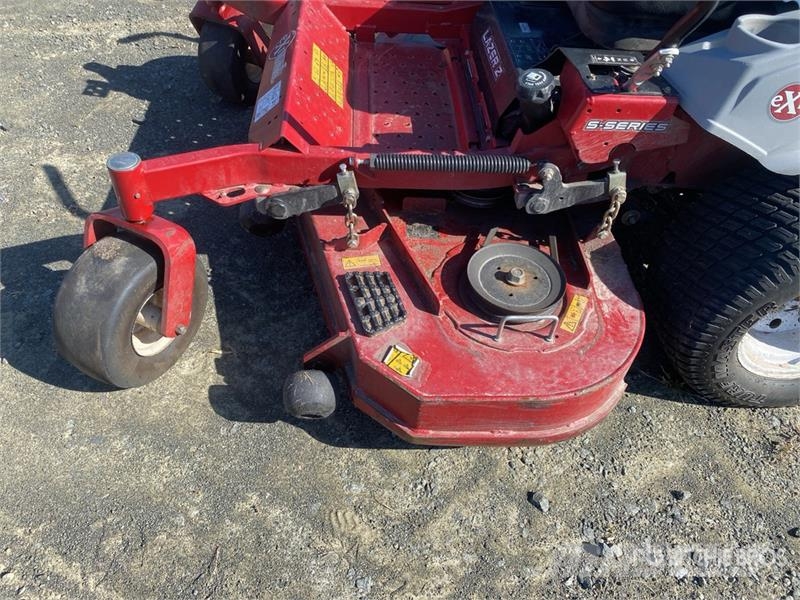 Exmark Lazer Z S-Series Zero-Turn Lawn Mower Reitermäher