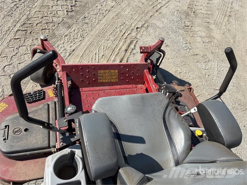 Exmark Lazer Z S-Series Ride-On 72 in Lawn Mower Traktorklippere