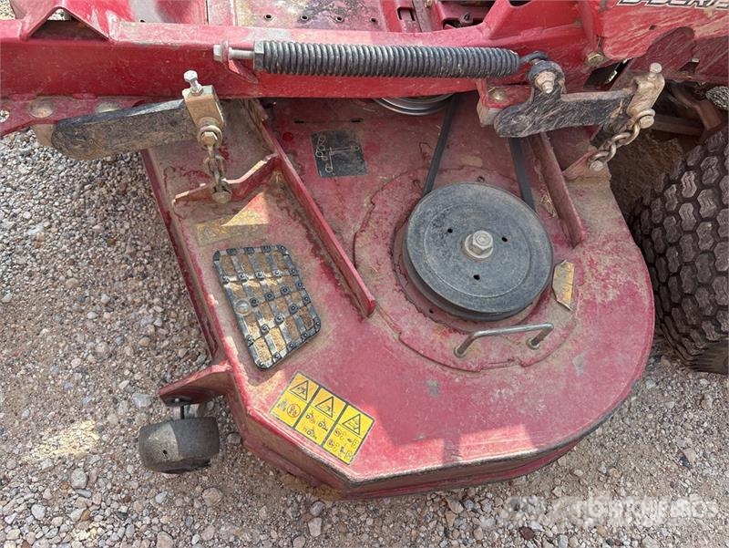 Exmark Lazer Z S-Series Zero-Turn Lawn Mower Åkgräsklippare
