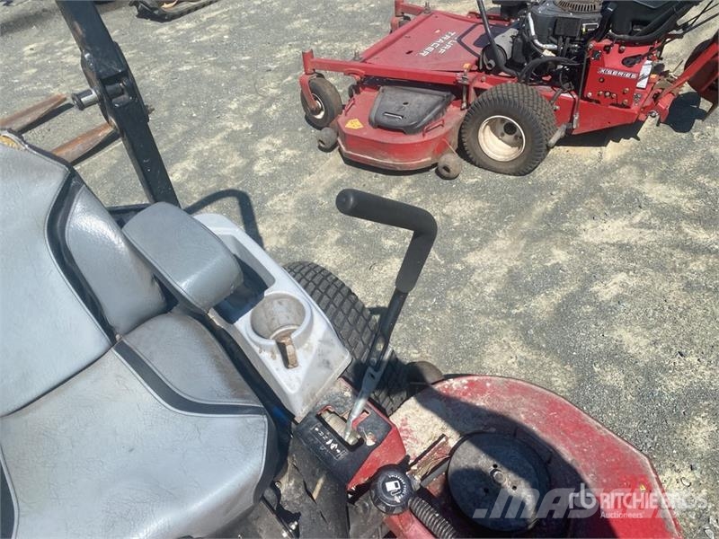Exmark Lazer Z X-Series Lawn Mower (Inoperable) Mauriņa traktors