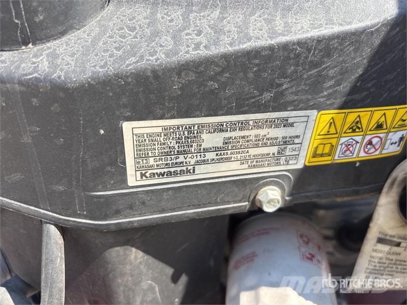 Exmark Turf Tracer S-Series Stand-On Lawn Mower Tractores corta-césped