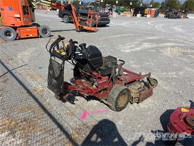 Exmark Turf Tracer S-Series Stand-On 48 in Lawn Mower Vrtni traktor kosilnice