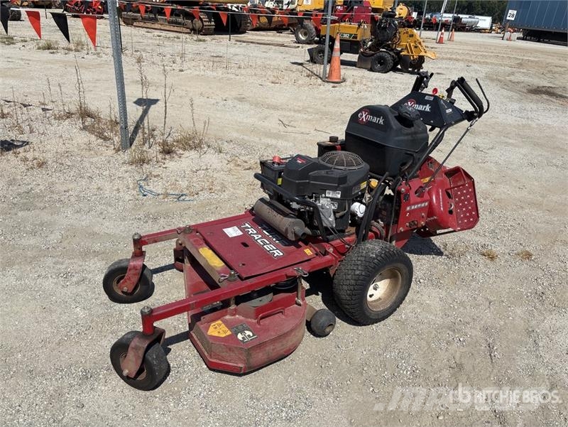 Exmark Turf Tracer S-Series Stand-On 36 in Lawn Mower Reitermäher