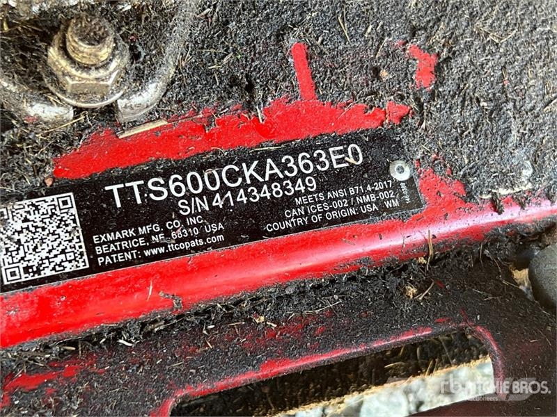 Exmark Turf Tracer S-Series Stand-On 36 in Lawn Mower Samojízdné sekačky