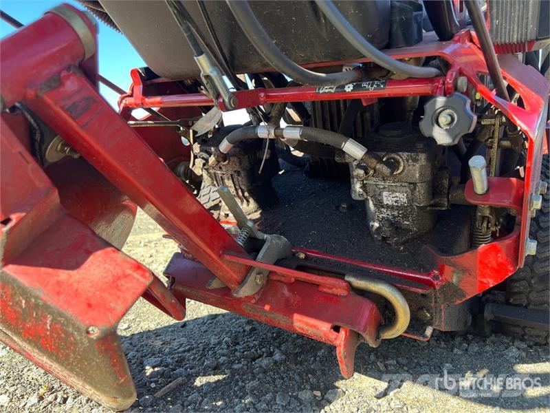 Exmark Turf Tracer S-Series Stand-On 36 in Lawn Mower Samojízdné sekačky