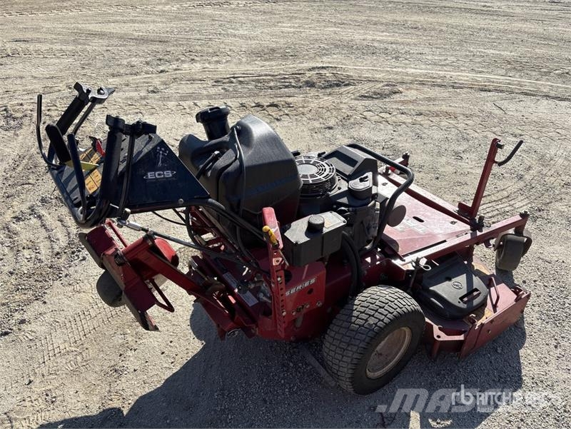 Exmark Turf Tracer S-Series Stand-On 48 in Lawn Mower Traktorklippere