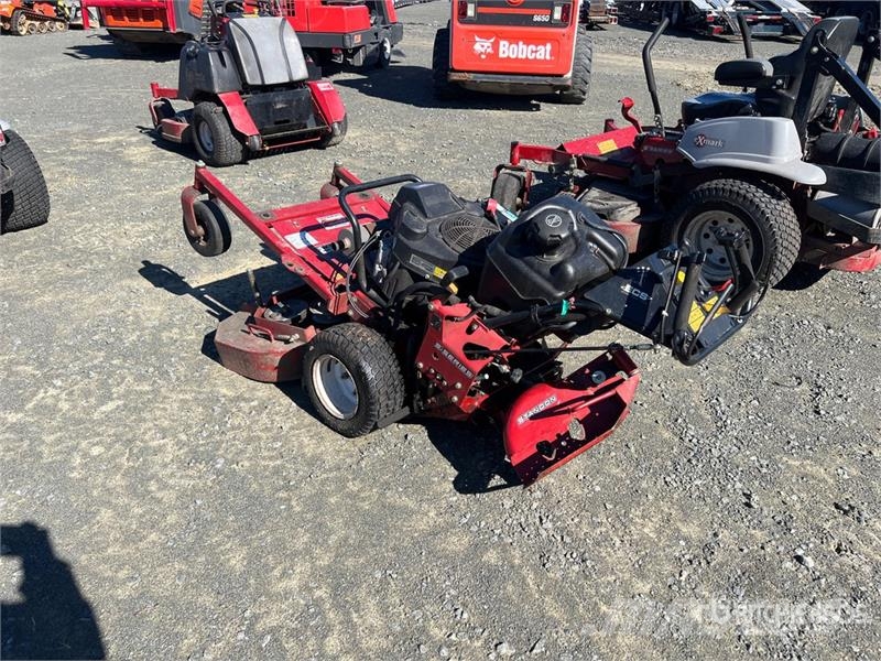 Exmark Turf Tracer S-Series Stand-On 36 in Lawn Mower Samojízdné sekačky
