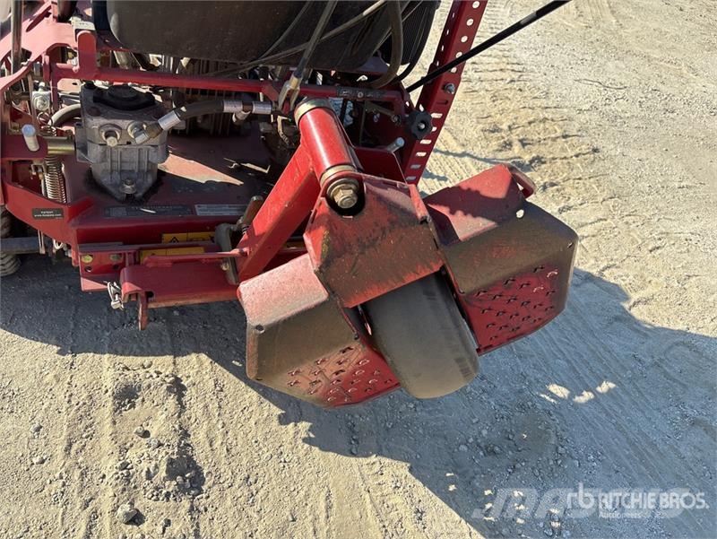 Exmark Turf Tracer S-Series Stand-On 48 in Lawn Mower Traktorklippere