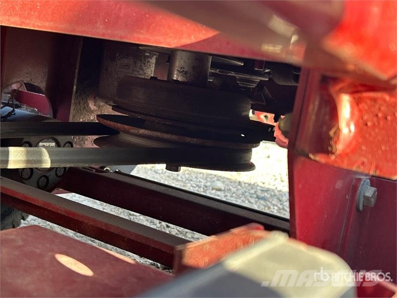 Exmark Turf Tracer S-Series Walk-Behind 48 in Lawn Mower Самохідні газонокосарки