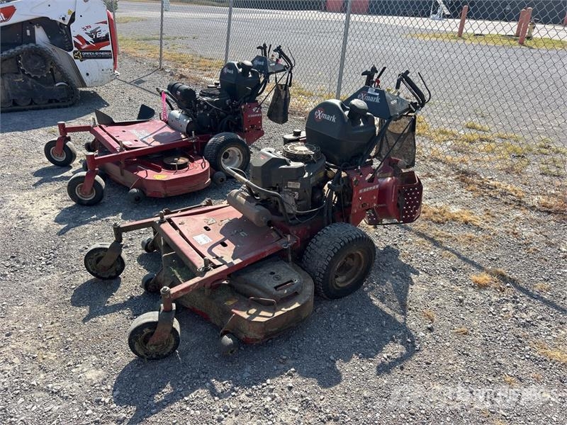 Exmark Turf Tracer S-Series Stand-On 48 in Lawn Mower Vrtni traktor kosilnice