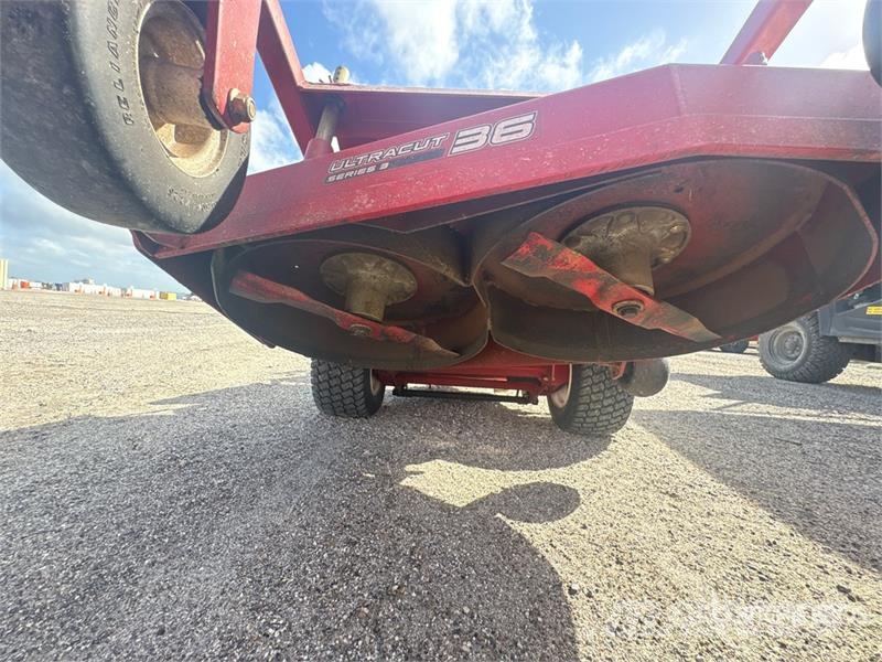 Exmark Turf Tracer S-Series Stand-On Lawn Mower Traktorske kosilice