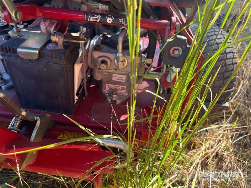 Exmark Turf Tracer X-Series Ride-On 60 in Lawn Mower Vrtni traktor kosilnice