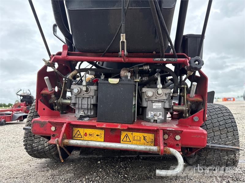 Exmark Turf Tracer X-Series 4x2 60 in Lawn Mower Reitermäher