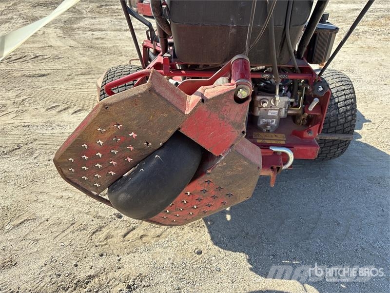 Exmark Turf Tracer X-Series Stand-On 60 in Lawn Mower Traktorklippere