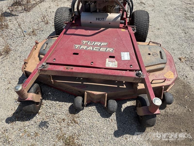 Exmark Turf Tracer X-Series 4x2 Stand-On 60 in Lawn Mower Vrtni traktor kosilnice