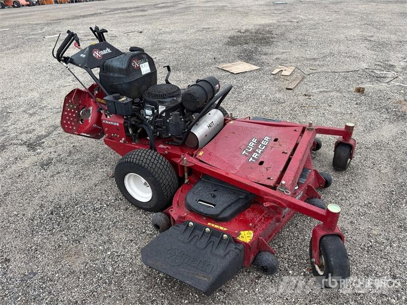 Exmark Turf Tracer X-Series 4x2 60 in Lawn Mower Vrtni traktor kosilnice