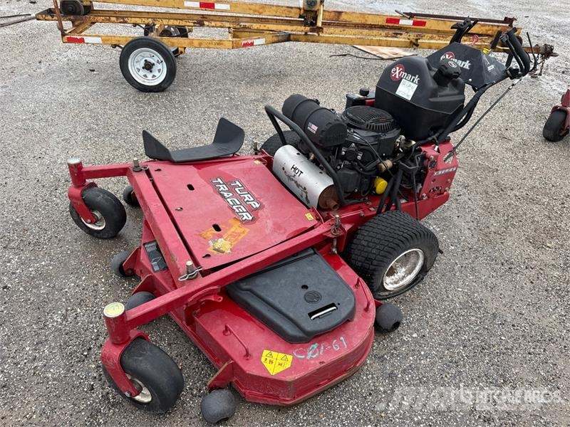 Exmark Turf Tracer X-Series 4x2 60 in Lawn Mower Vrtni traktor kosilnice