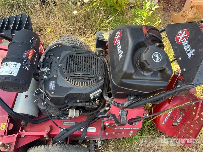Exmark Turf Tracer X-Series Ride-On 60 in Lawn Mower Vrtni traktor kosilnice
