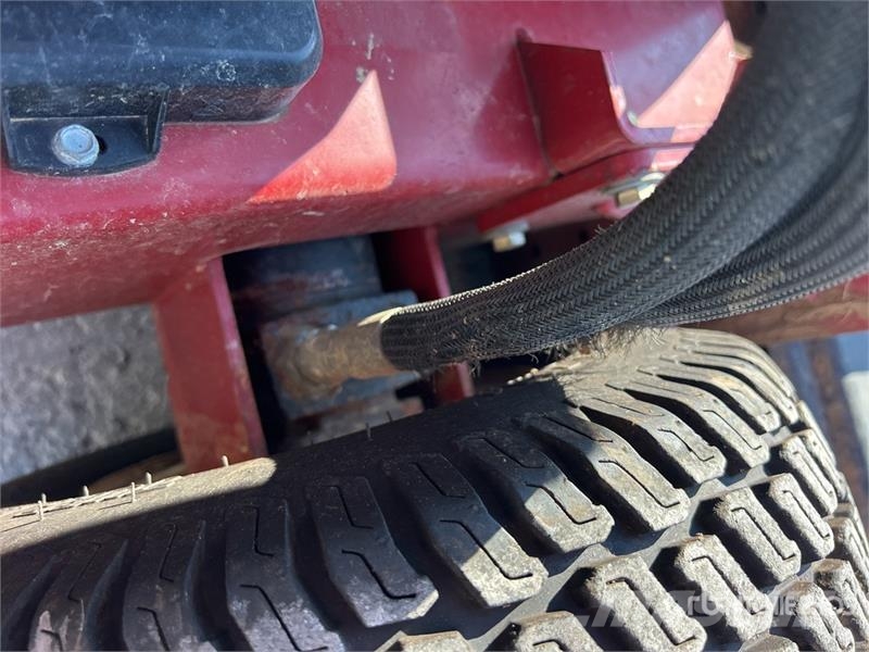 Exmark Turf Tracer X-Series Stand-On 60 in Lawn Mower Sodo traktoriukai-vejapjovės